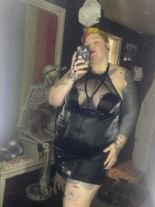 DamagedGoddessX Public 사진 9