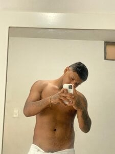 Axell_king07 Public Pic