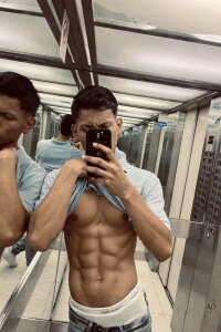 bbchocolate27 “If you look long enough… you’re gonna like something 🔥”  2টি ছবি