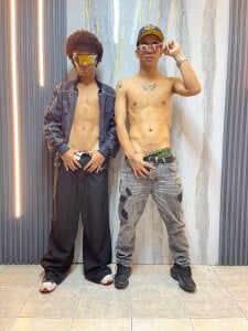 guys_hard_cockのPublicの 5枚の写真