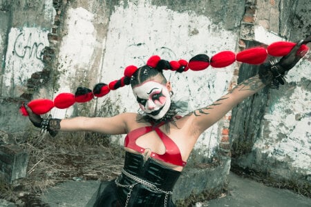 irregular_fetish_HORROR CIRCUS: You won't know whether to laugh or cry when the clown enters your dreams.照片 6