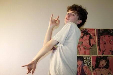 LukeSweet Smth new and cute Foto 3