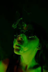 DahliaVex_のLate Night in Neonの 3枚の写真