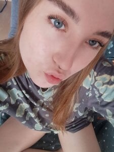 AnnaCarrick Public Pic 5