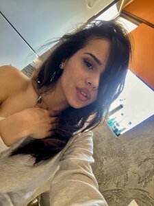 ValentynaBianchi More of me Pic 5