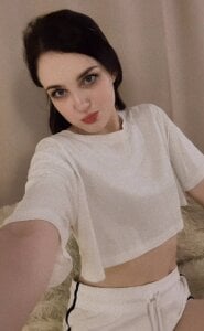 AllynHagie Quiet harmony 🍒 Pic 2