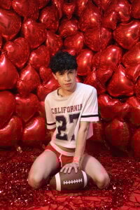 “May love find us playing on the same team 🏈❤️ de Axel__Evans  7 Imagens