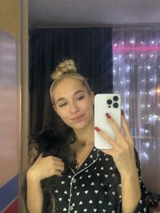 LeilaBilberry Me and Bun Pic 2