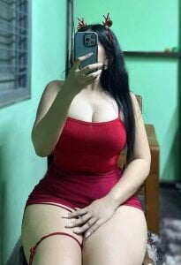 saracurvy89 Public Pic 5