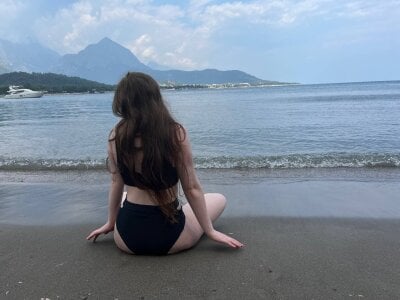 LovingWhisperr Public Pic 2