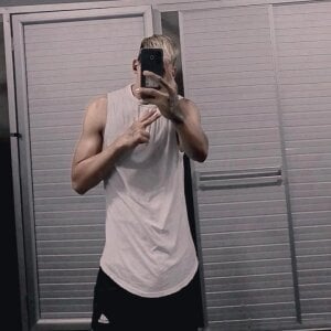 Milo_31 kullanıcısının Foto Chow albümü -  fotoğraf