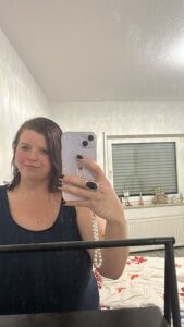 Laura-Loveyou Public 사진