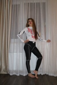 Iren Iren in jacuzzi Pic 4