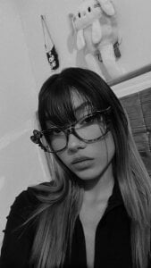 Sweet_Vanessaa18 Public Pic 5