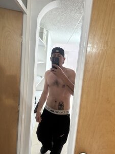 Yeison_8012: Public ( 6 фото)