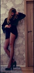 MatureQueen41: Public ( фото)