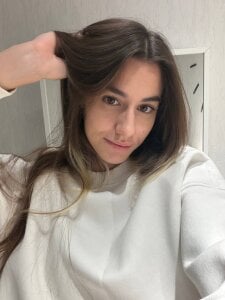 NilaBartkus lady in white😏 Pic 4