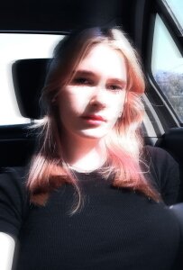 PearlHennington Public Pic 5