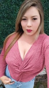 AriaVega_: Public ( 5 фото)