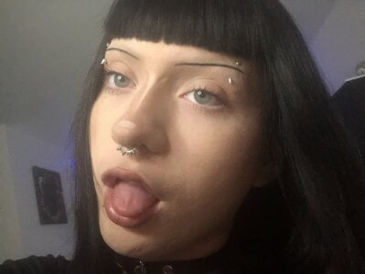 Vailyreb_ Public slika 2