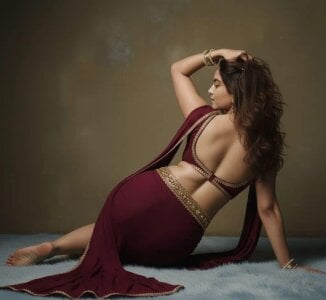 AMAZING-SWATI Public Immagine  5