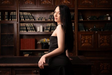 AlessiaVoss Library fun Pic 7