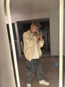 Public de noahsaint  7 Imagens