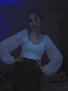 RondaFinch Public Pic 2