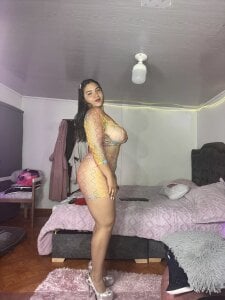 Zdjęcia AnnaRosse1 “Sweet Colors, Dangerous Curves”:  4