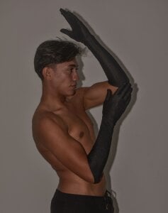 AxelBlaze_pieces of skin 🫂 Bild 3