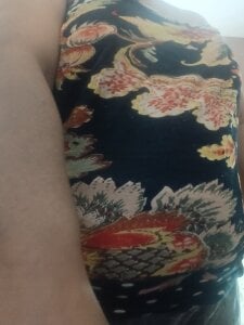 Hot-harleen Public Pic