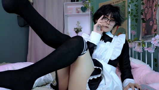 Ravens_Nest do u like maid in glasses, master? Pic 4