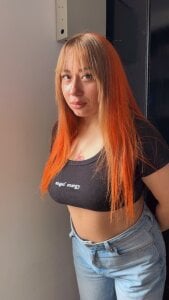 Kata_Bigboobs Public Pic 3