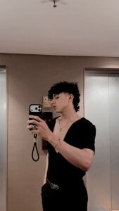 Public de TaylerWhitelll  2 Imagens