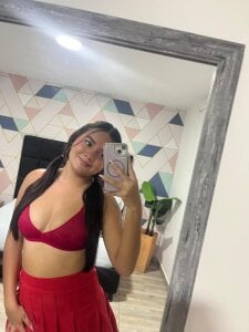 mara08_ Public Pic 4