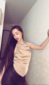 WillaBayse Public Pic 2