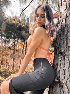 ChloeeCoxx a good start to the week happy Pic