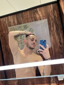 adamrayn 🧖‍♂️ Spa & Sauna day to relax and prepare for a long week! Pic