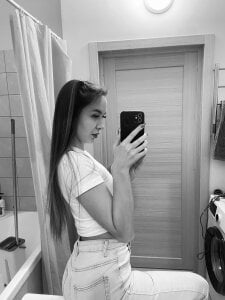 LunaCurlly life صورة واحدة|LunaCurlly life صورتان|LunaCurlly life  5 صور|LunaCurlly life  5 صورة