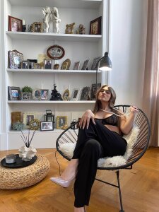 jein_golden Public Pic 2