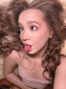 bambi_lupink color suits me?图片 5