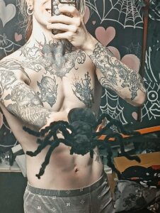 Elven_Damocles Public Pic 3