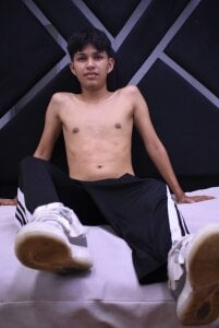 NEW POST de Mortelle_  2 photos