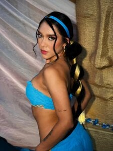 AmaliaCrus Halloween 2025! Pic 2