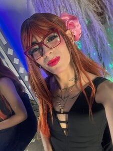 Alice_randyy Charming smile Pic 2