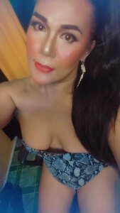 cuvyliciuos4u sexy curvy trexie Pic 3