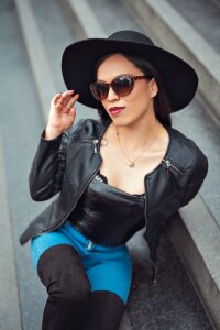 _KittyEvans_ Public Pic 2