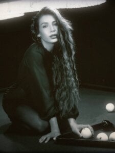 LolaVexx Let's play billiards? Immagine  3