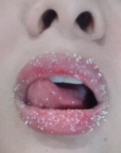 Rosita99 "The light reflects on her lips, highlighting her natural color, a soft pink that intensifies wit👄 Pic 7