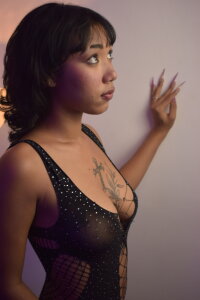 Iby_Moon Public Pic 2